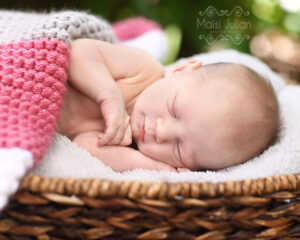 Outdoor Newborn Photo Shoots During Covid-19, Maisi Julian Photography