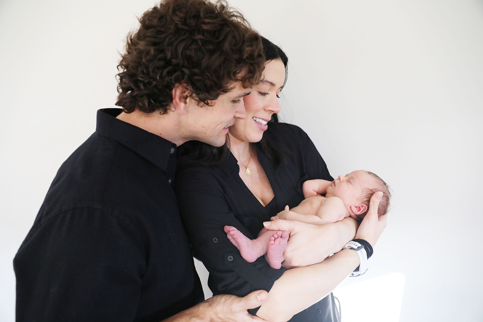 Family portrait with newborn 